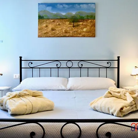 Bed & Breakfast Dreaming